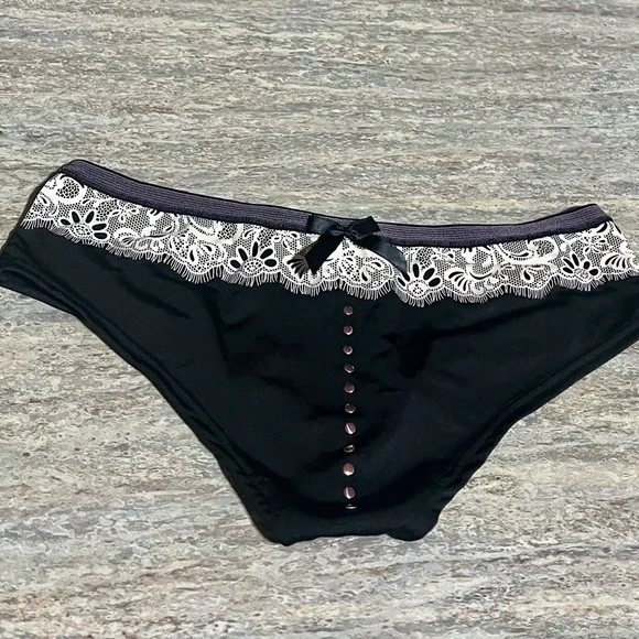 NWOT Victoria’s Secret Sexy Little Things Black Lace Trimmed Panties - Picture 7 of 9